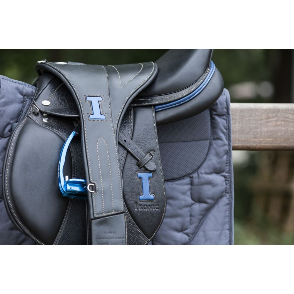 IKONIC ELITE Jumping Saddle
