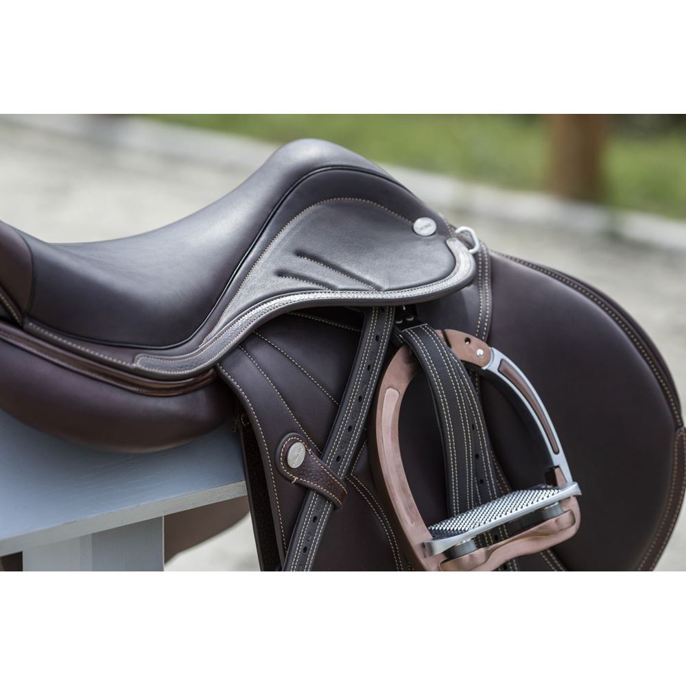Ikonic "Elite" Jumping Lined Saddle
