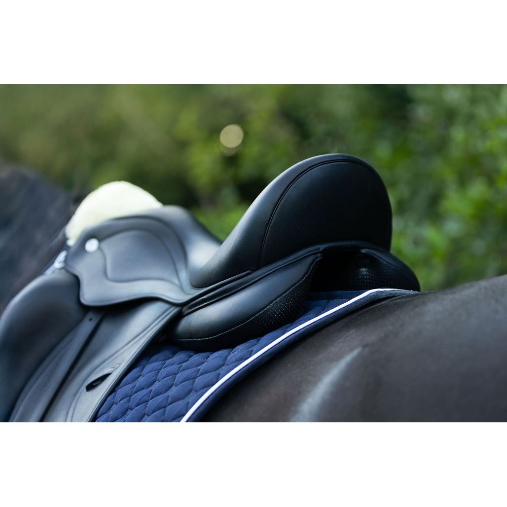 Ikonic "Light" Dressage Saddle