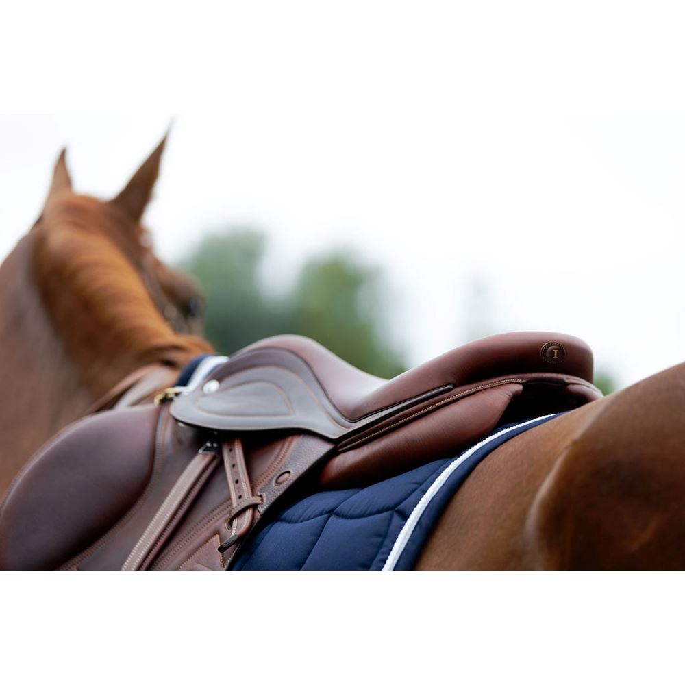 Ikonic Evolution All In Balance Jumping Saddle