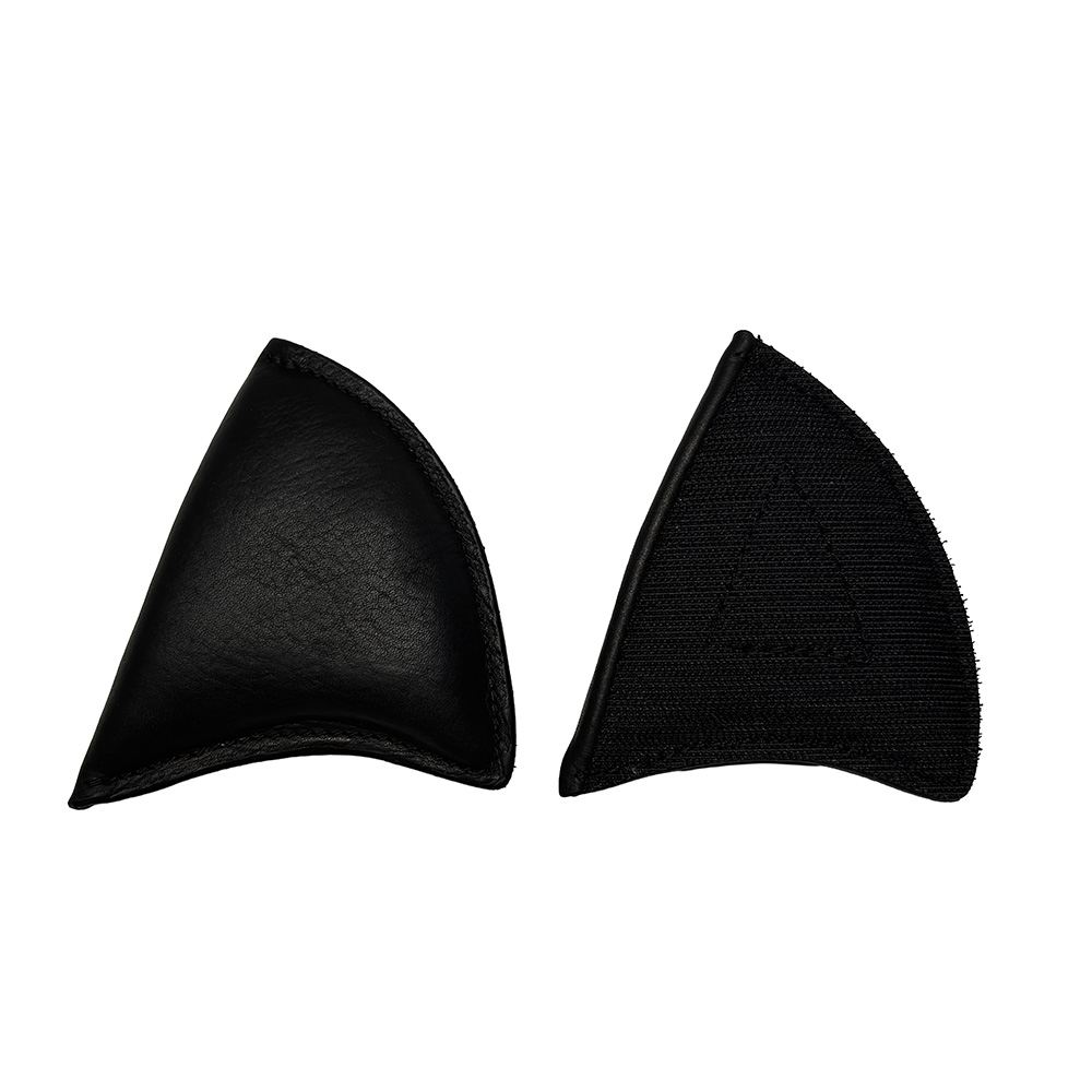 Removable front panel knee block for DEL01