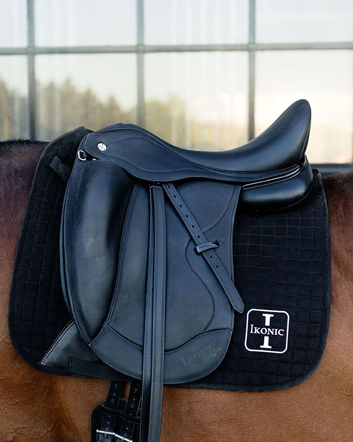 Ikonic Light Dressage Mono Flap Saddle H-Plus