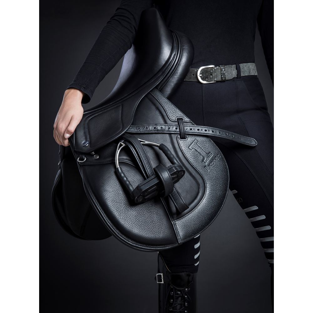 IKONIC Pro "Evolution" BLACK SERIES Springsattel Kalbsleder